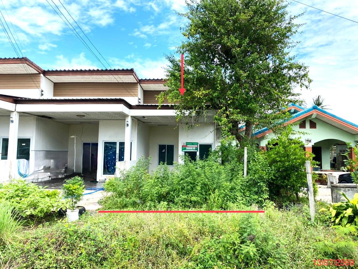 Townhouse Songkhla Province_double row house near Singha Nakhon