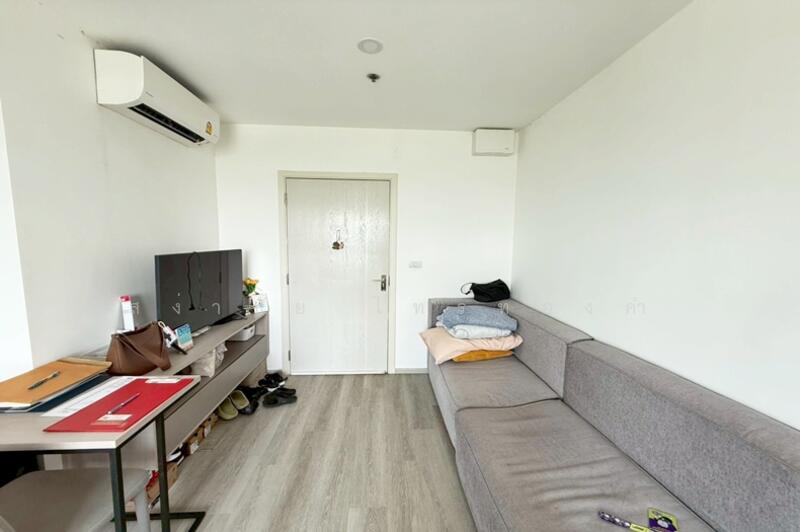 Elio Sathorn-Wutthakat, Bangkok