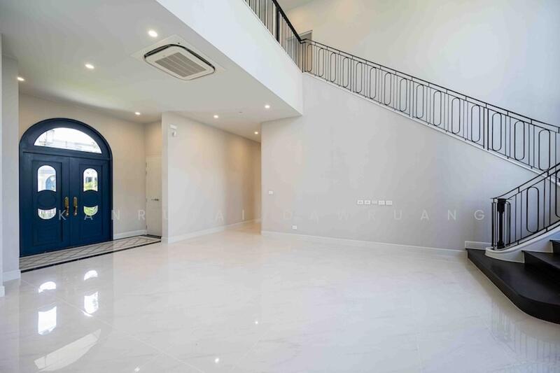 Narasiri Bangna Km.10, Samut Prakan