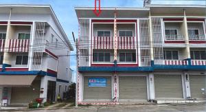 Townhouse in Pluak Daeng, Rayong