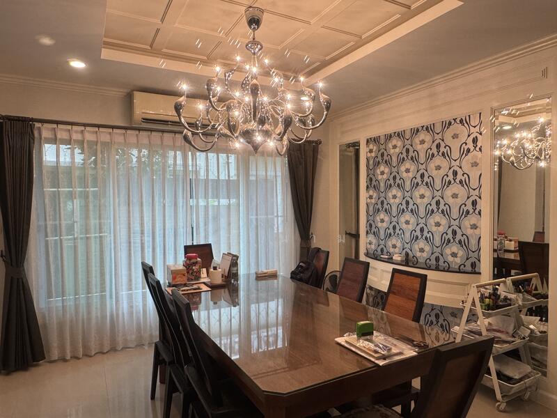 Laddarom Elegance Kaset-Nawamin, Bangkok