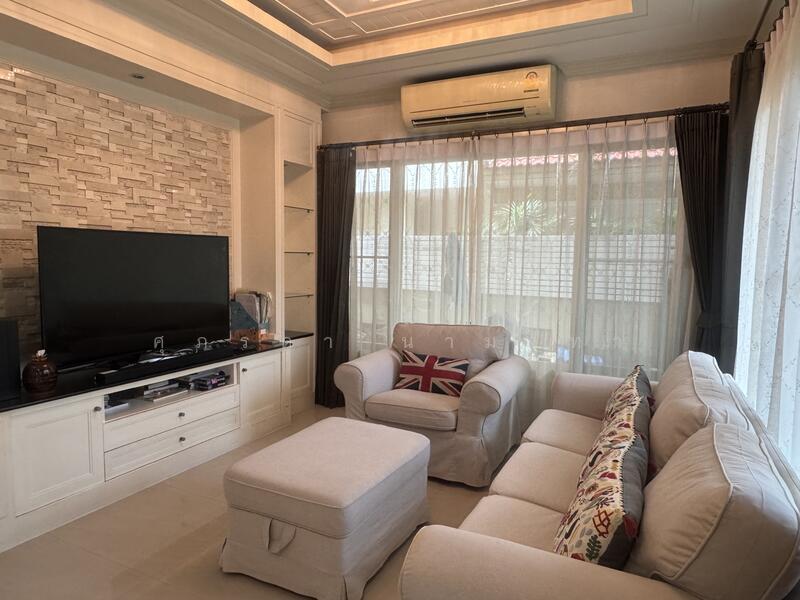 Laddarom Elegance Kaset-Nawamin, Bangkok