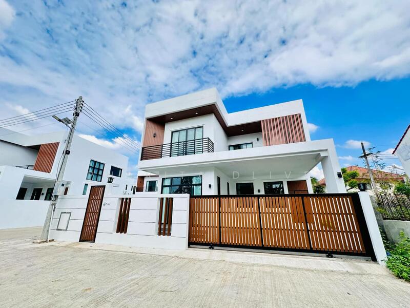 Brand new modern house for sale maehia , muang , chiang mai .55 sqm. 4.99 mb. 4 bed, Chiang Mai
