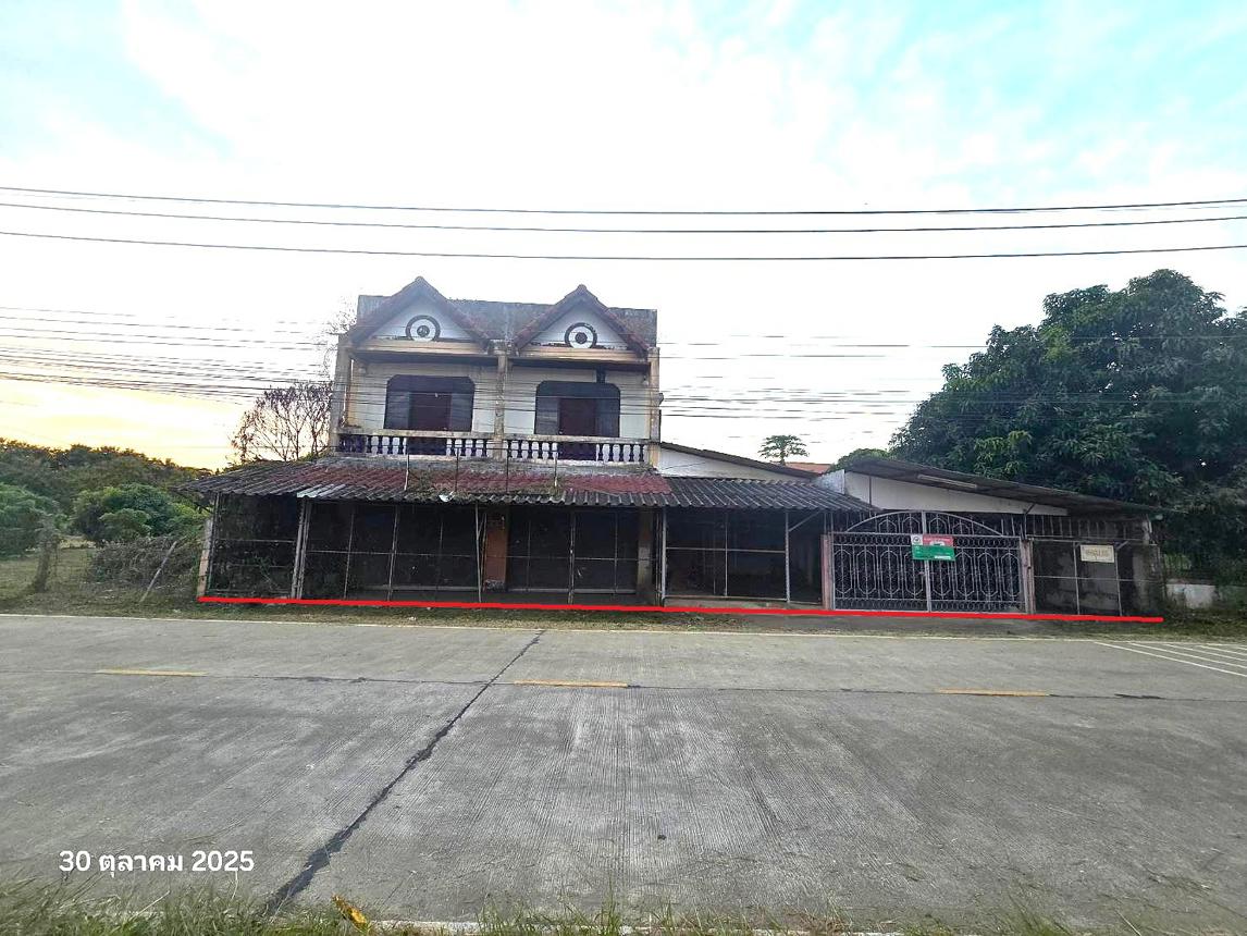 Single Detached House Two 

Located in Phrae Province, this two-story single detached house is nestled in a serene and peaceful environment, perfect for those seeking a tranquil retreat from the hustle and bustle of city life.
