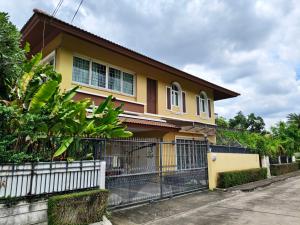 Single-family house in Samwah Canal, Bangkok Metropolis