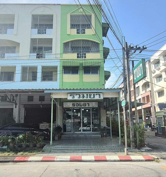 ขาย อาคารพาณิชย์ 4 ชั้น โครงการเฉลิมพระเกียรติ บางศรีเมือง, Nonthaburi