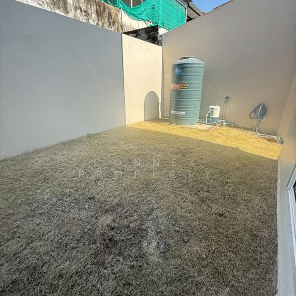 Baan Inthavilla, Bangkok