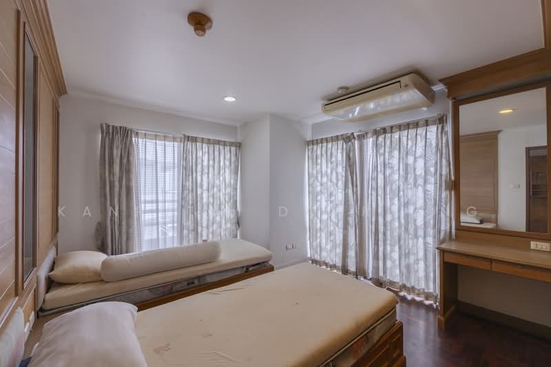 Richmond Palace, Bangkok