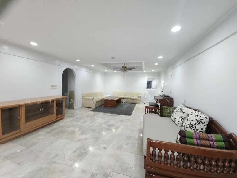 Empire House, Bangkok