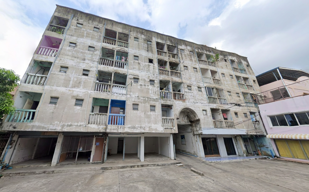 Condominium project BEST 1 in Samut Prakan city
