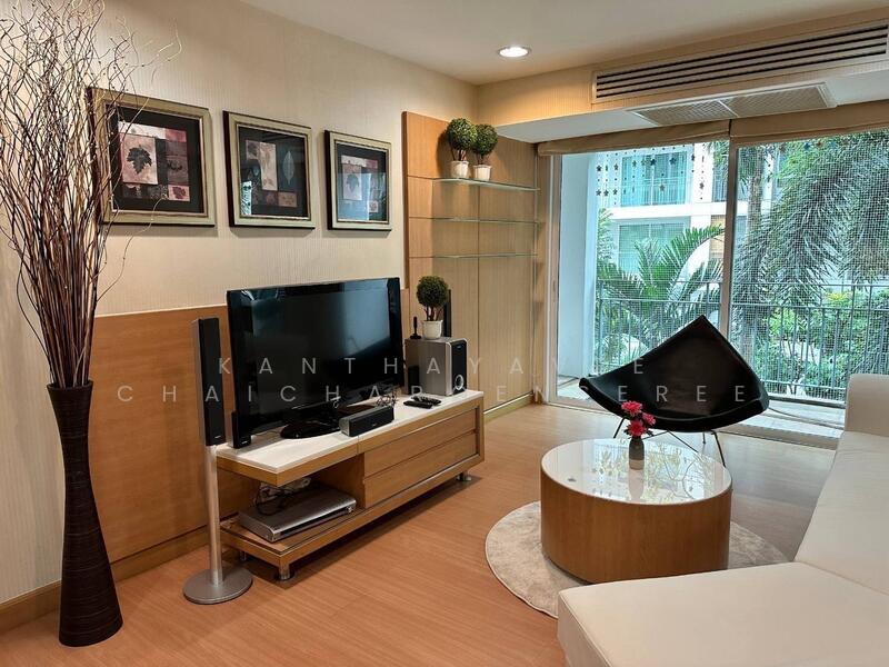 The Bangkok Sab Condominium, Bangkok