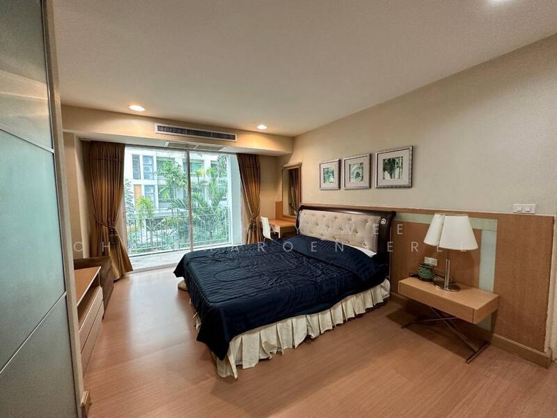 The Bangkok Sab Condominium, Bangkok