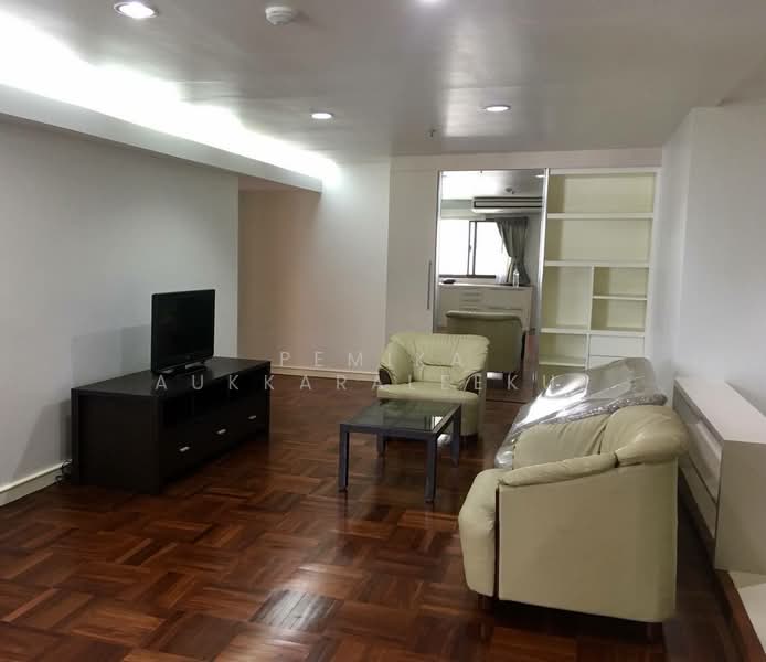 Baan Suanpetch, Bangkok