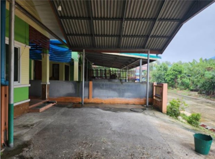 อาคารพาณิชย์ (ลักษณะบ้านเดี่ยว) สุราษฎร์ธานี