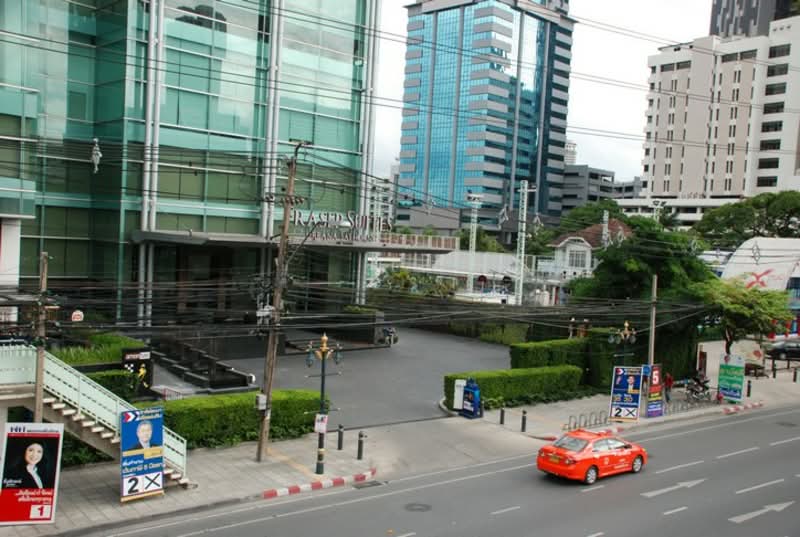 Urbana Sathorn, Bangkok