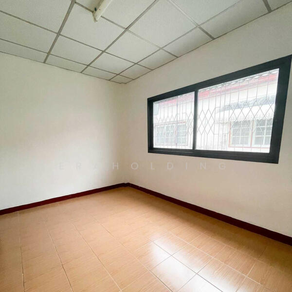 บ้านทิพย์มงคล, Samut Prakan