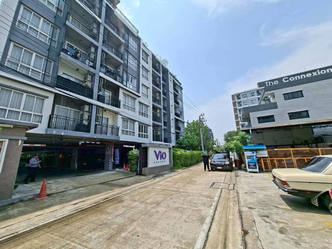 Condominium Vio Caraya in Nonthaburi Province, Nonthaburi