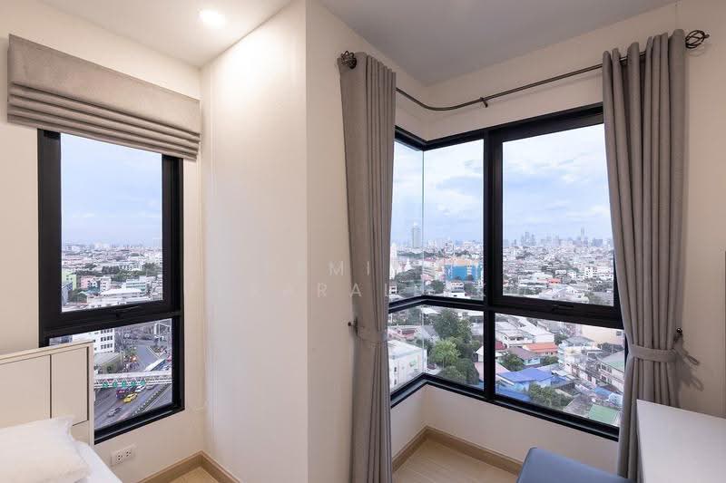 Supalai Loft Prajadhipok-Wongwian Yai, Bangkok