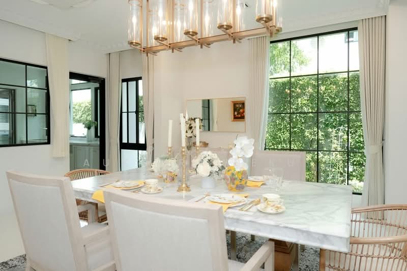 4-BR House, bangkok