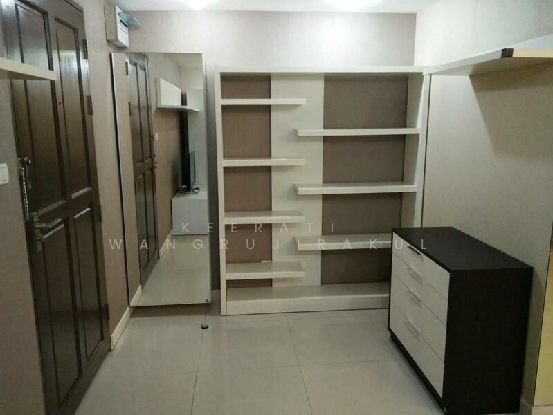 Zenith Place @ Sukhumvit condominium, Bangkok