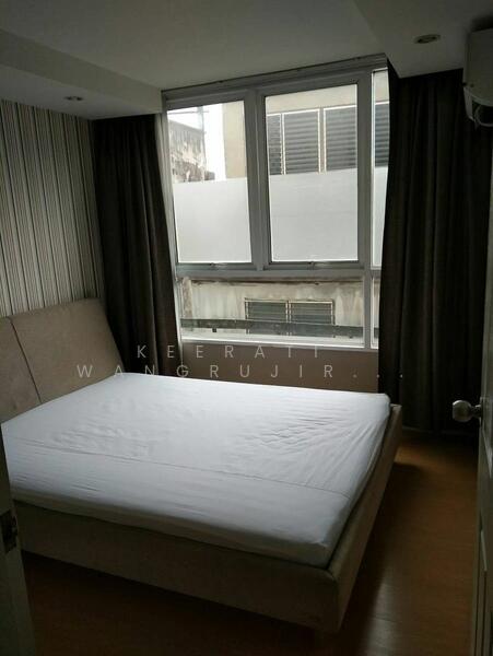 Zenith Place @ Sukhumvit condominium, Bangkok
