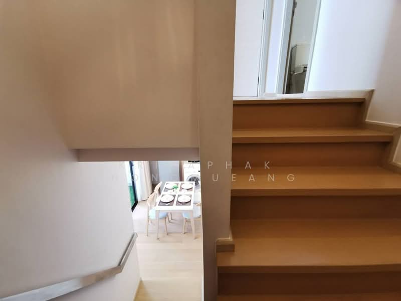 Liv @ 49, Bangkok