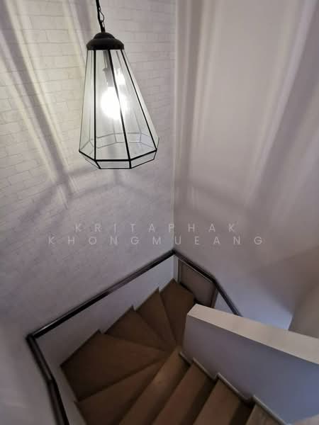 Liv @ 49, Bangkok