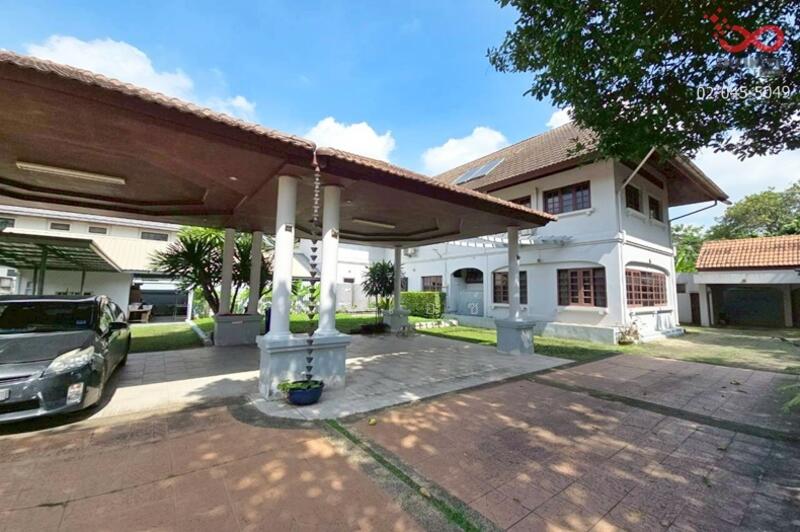Navatanee Residence, Bangkok