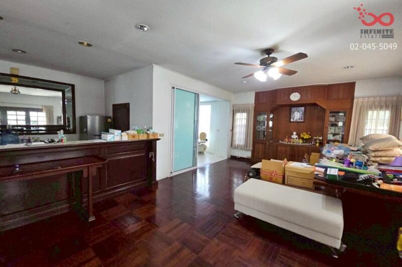 Navatanee Residence, Bangkok