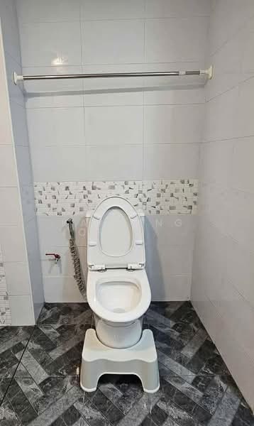 Ratchada Prestige, Bangkok
