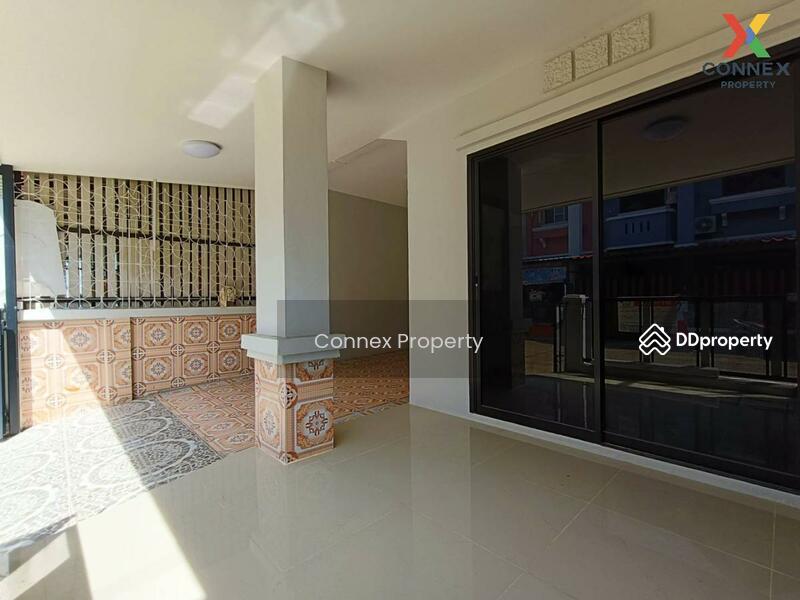 Baan Lapawan 12, Nonthaburi