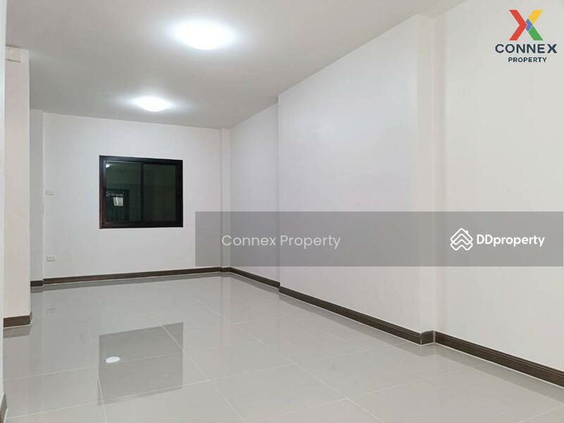 Baan Lapawan 12, Nonthaburi