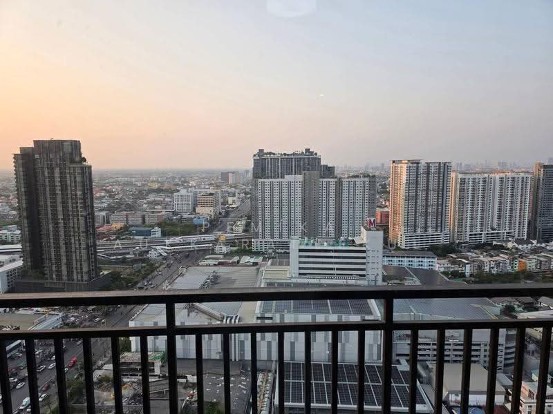 Supalai Loft @ Talat Phlu Station, Bangkok