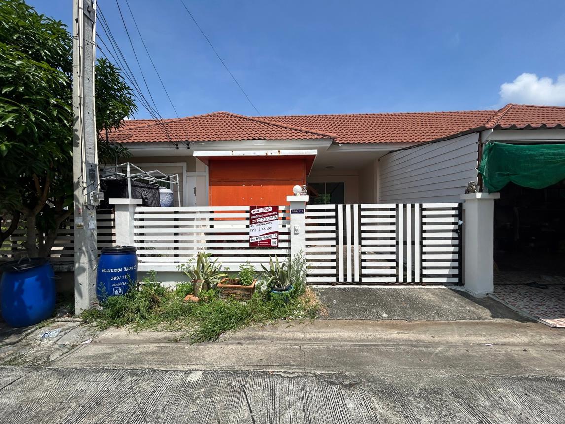 Townhouse in Panthong Village 2, Panthong, Chonburi