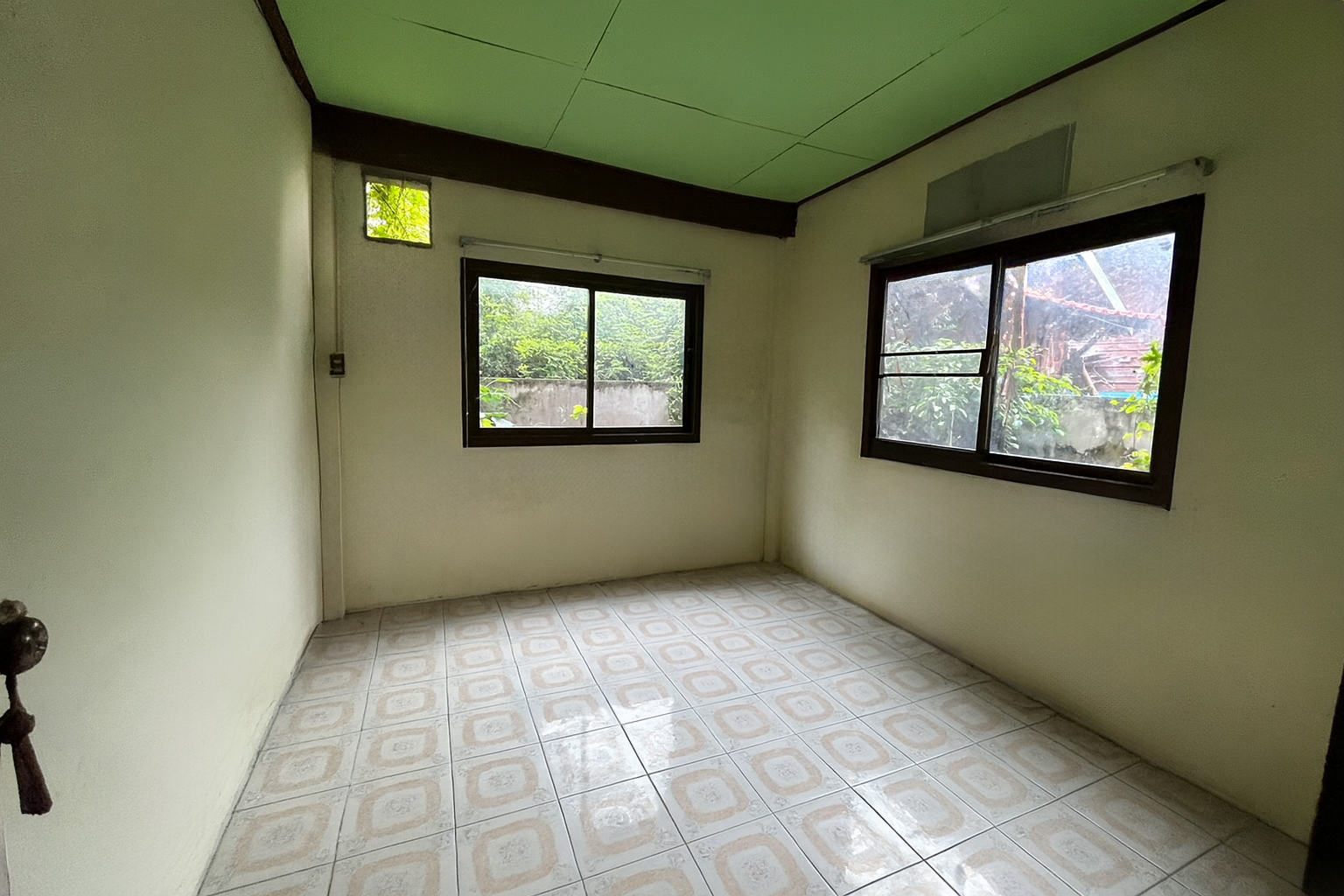 บ้านเดี่ยว โครงการบ้านเปลือยนอก ร้อยเอ็ด