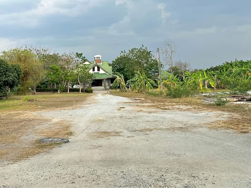 Studio House, Chon Buri (Pattaya)
