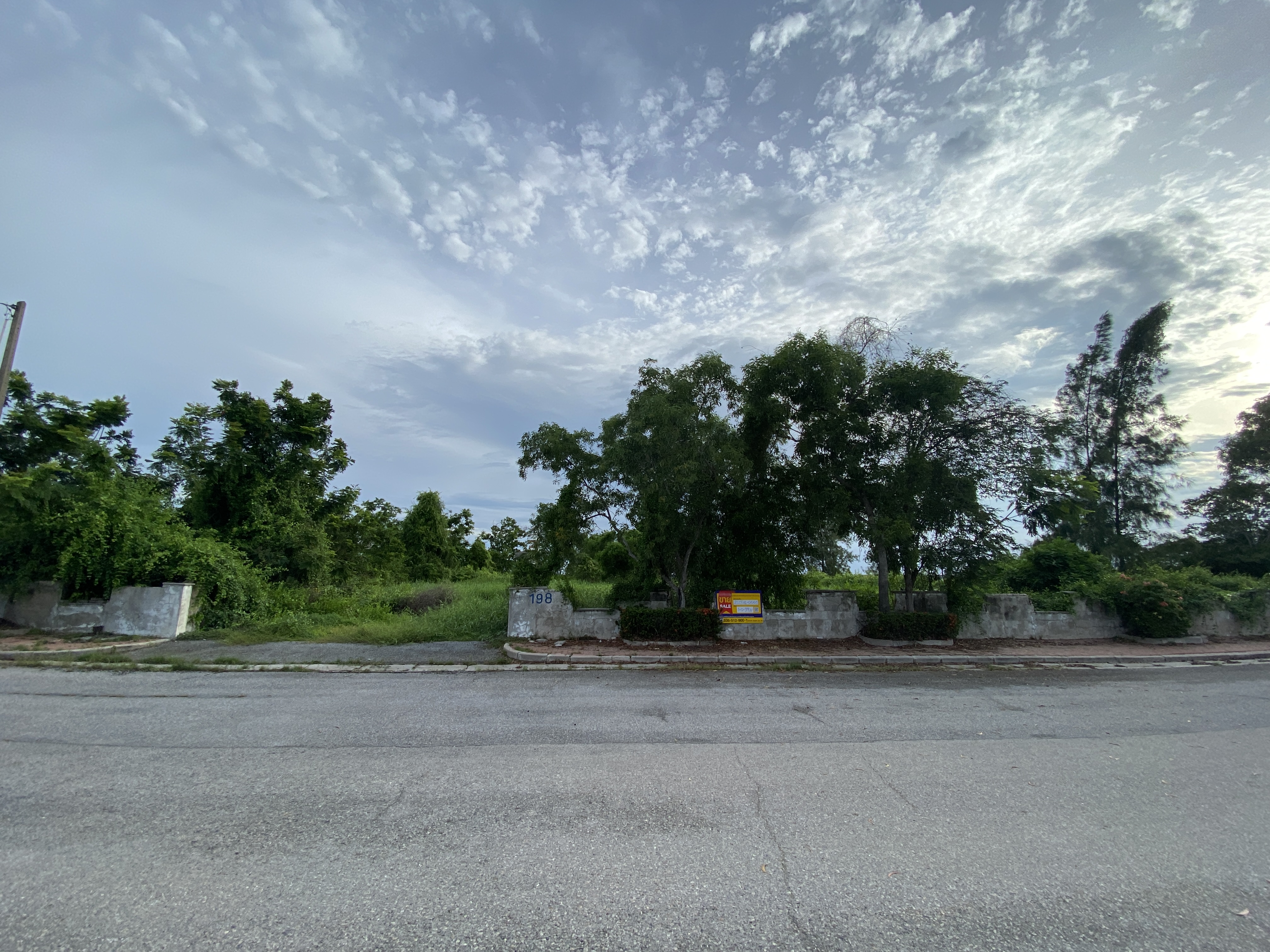 Empty land, Lak Siad Villa Project, 3 Cha Cheong Thai.