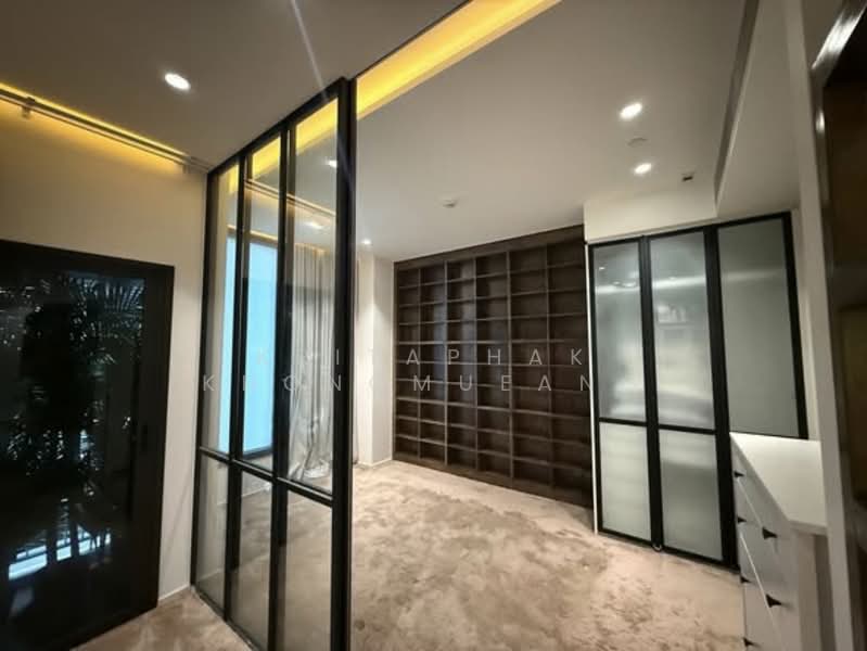 MUNIQ Sukhumvit 23, Bangkok