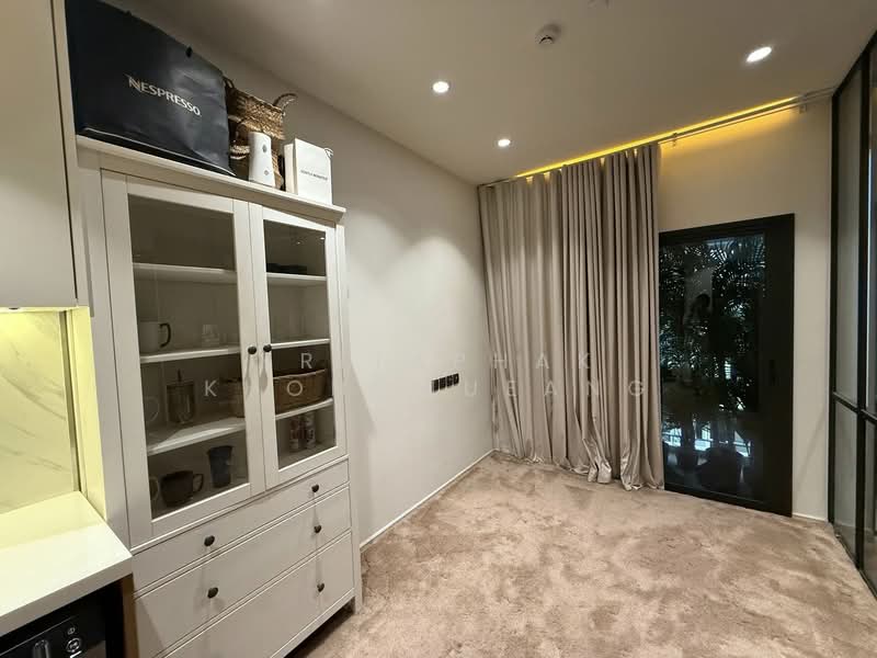 MUNIQ Sukhumvit 23, Bangkok