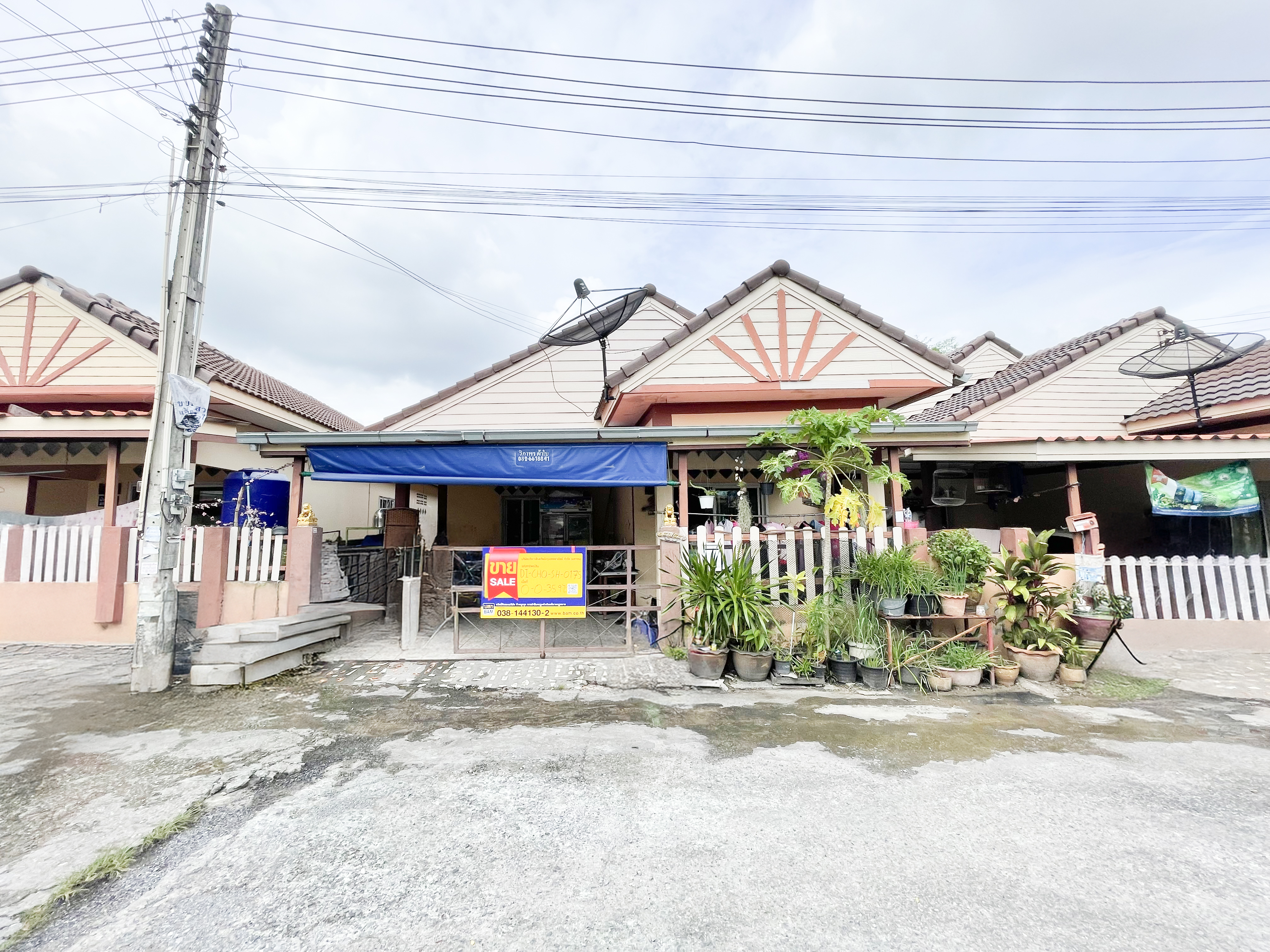 Single-detached house in Nantachirin Green, Sriracha.