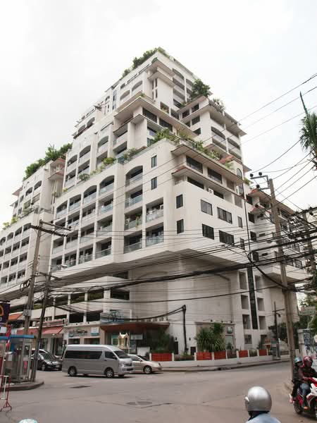 Baan Phrom Phong, Bangkok