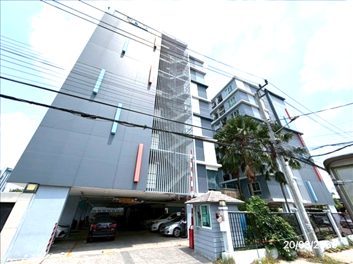 คอนโดมิเนียม เดอะวัน พลัส คอนโดมิเนียม บางกะปิ กรุงเทพมหานคร