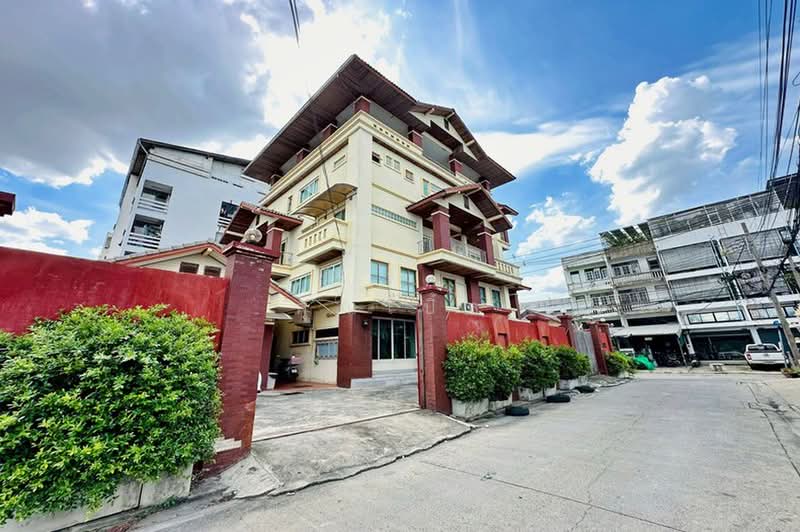 เสนานิคม 1 พหลโยธิน, Bangkok