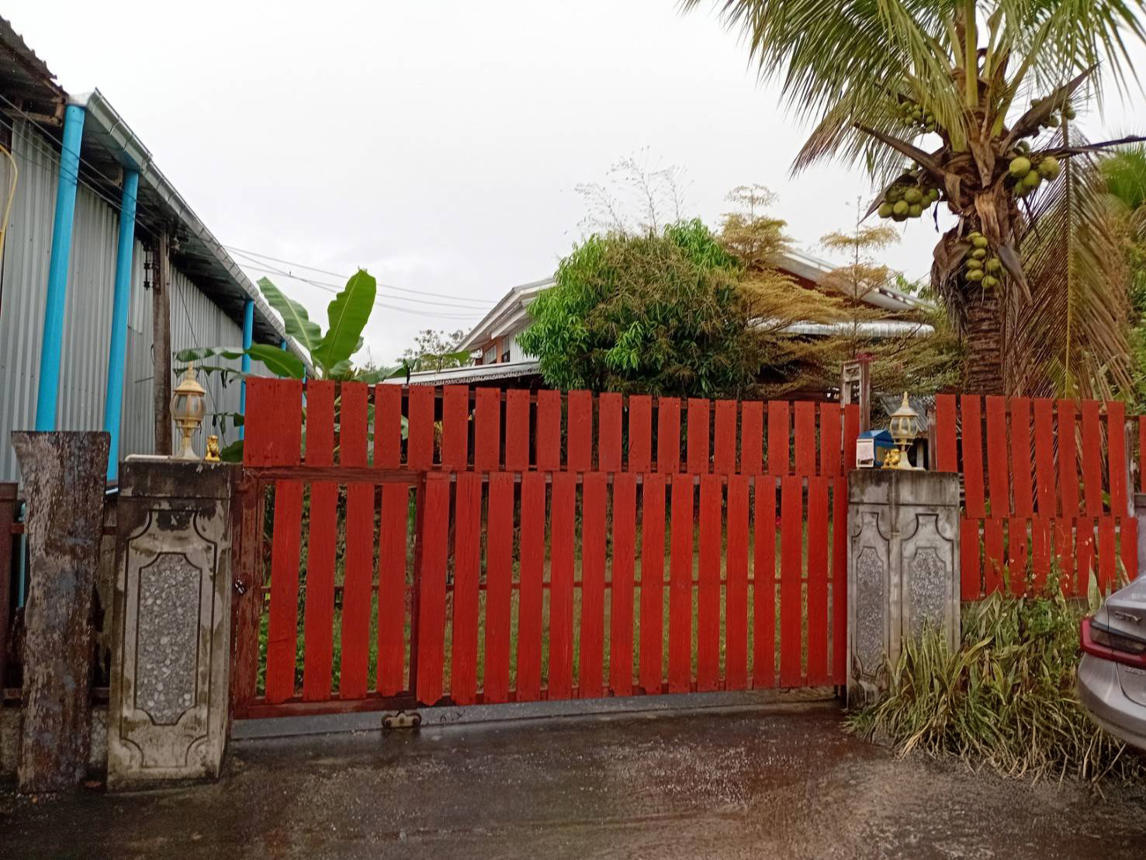 Single-family house, outside the project, Dan Sai, directly.