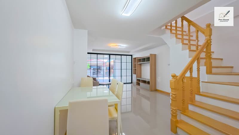 Moobaan KC Ramintra 3, Bangkok