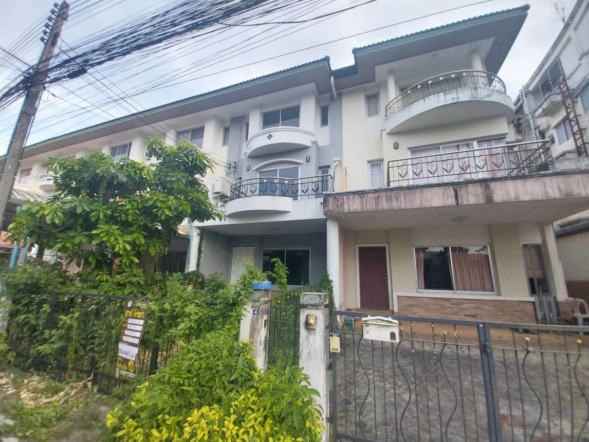 Townhouse Palm Springs 1 at Hat Yai Songkhla