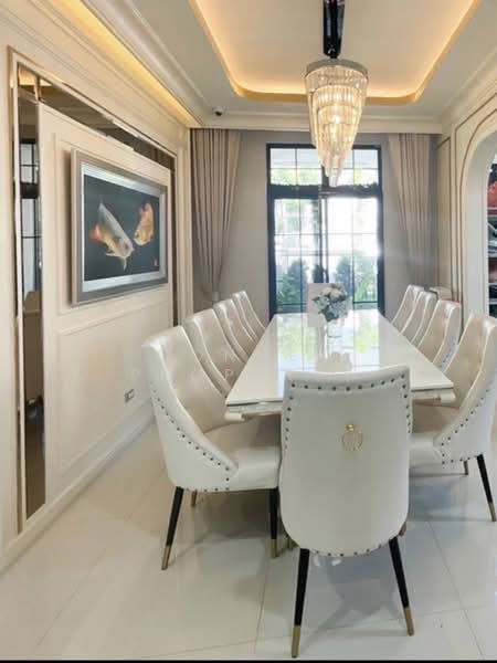 The Palazzo Pinklao, Bangkok
