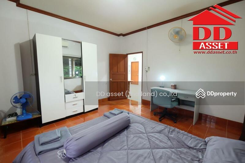 ขายบ้านเดี่ยวหลังใหญ่ พร้อมที่ดิน เนื้อที่ 200.1 ตร.ว. ติดถนน ใกล้ชายหาดขนอม ศาลหลักเมือง ใกล้วัดเจดีย์ไอ้ไข่ อำเภอขนอม นครศรีธรรมราช, Nakhon Si Thammarat