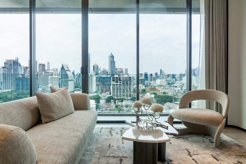 EI8HTEEN SEVEN - One Bangkok, Bangkok