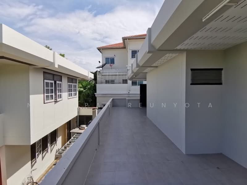 4-BR House, Bangkok